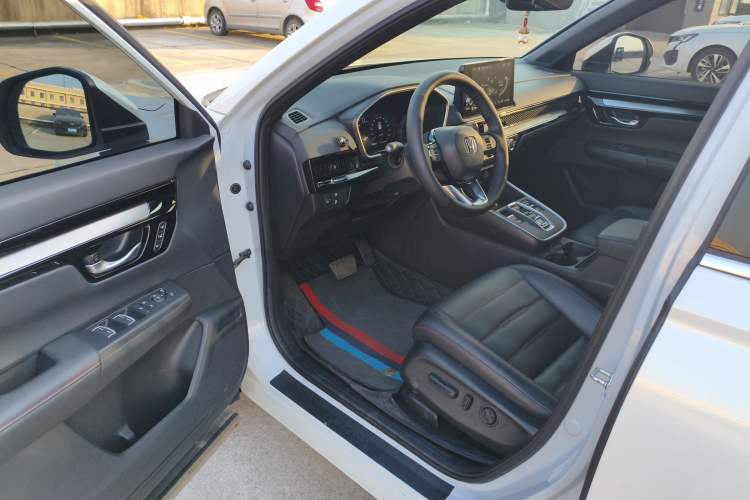 Used Honda CR-V 2024 2.0L eHEV Two-Wheel Drive Smart Edition
