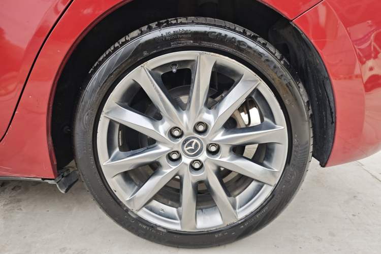 Used Mazda Mazda 3 Axela 2017 Hatchback 2.0L Automatic Sport Model China V Emission Standard
