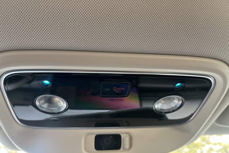 Used Hima AITO M5 2022 Extended-Range Four-Wheel Drive Performance Version
