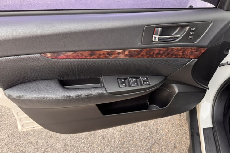 Used Subaru Outback 2013 2.5i Luxury Edition
