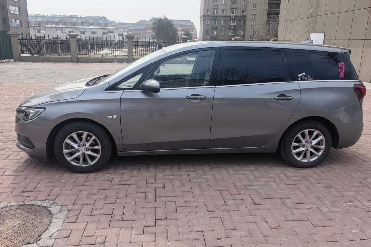 Used Buick GL6 2018 18T 6-Seater Elite Model
