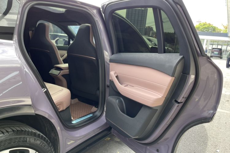 Used Nio EC6 2024 100 kWh
