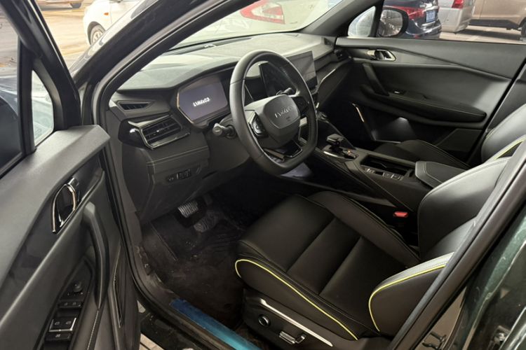 Used Lynk & Co 06 2023 Remix 1.5T Hero Interior 4