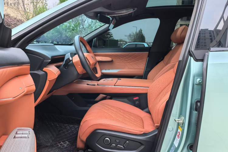 Used Deepal S07 2023 200Max Range-Extended Version Interior 4