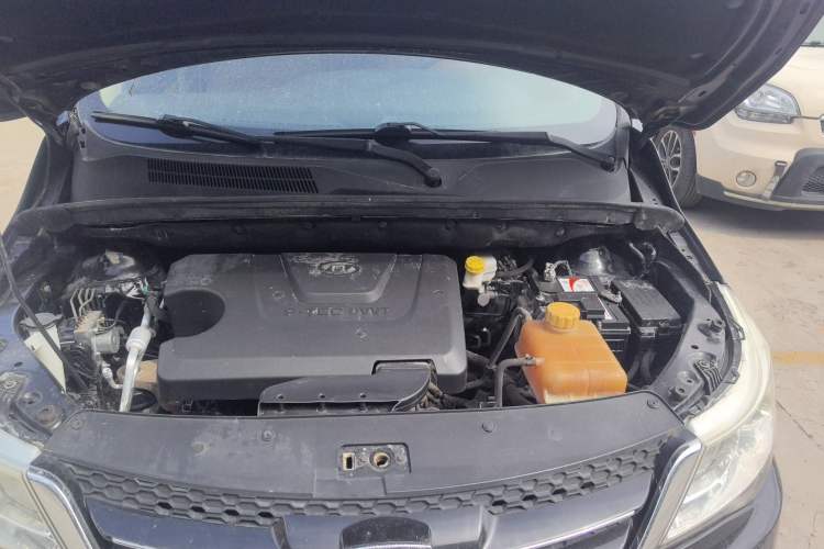 Used Baojun 730 2016 1.5L Manual Comfort Version 7 Seats China V Emission Standard