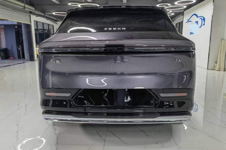 Used Zeekr 7X 2025 75 kWh Rear-Wheel Drive Intelligent Driving Version
