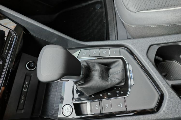 Used Volkswagen Tiguan L New Energy 2023 430 PHEV Plug-in Hybrid Prestige Edition
