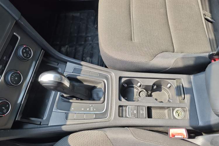 Used Volkswagen Golf 2016 1.6L Automatic Comfort Model