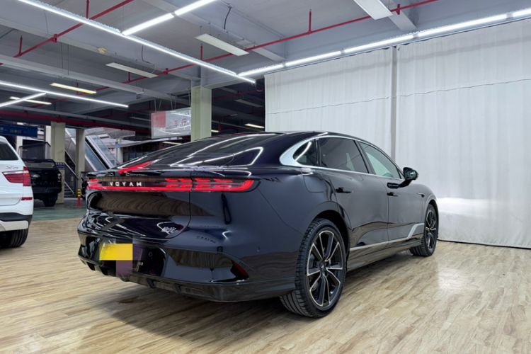 Used VOYAH PASSION 2024 PHEV Four-Wheel Drive Ultra-Long Range Flagship Model
