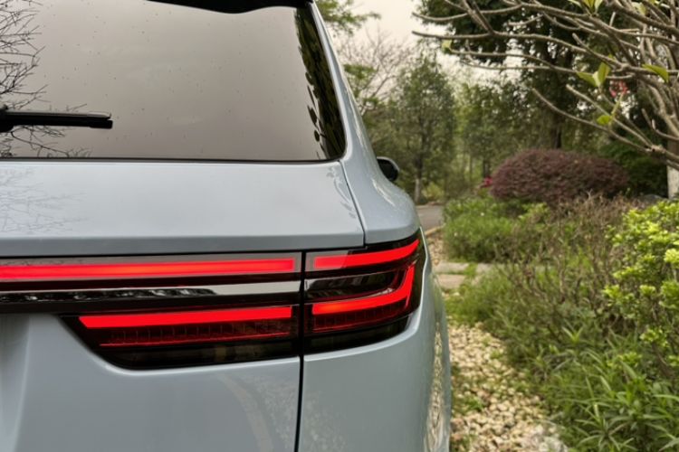 Used Li Auto ONE 2020 Extended-Range 6-Seater Version Exterior 1