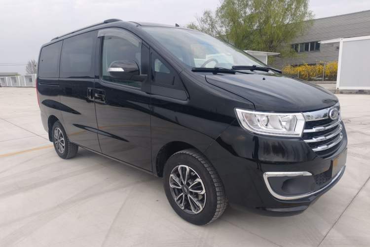 Used JAC Refine M3 2022 1.8L 7-seat Standard Edition
