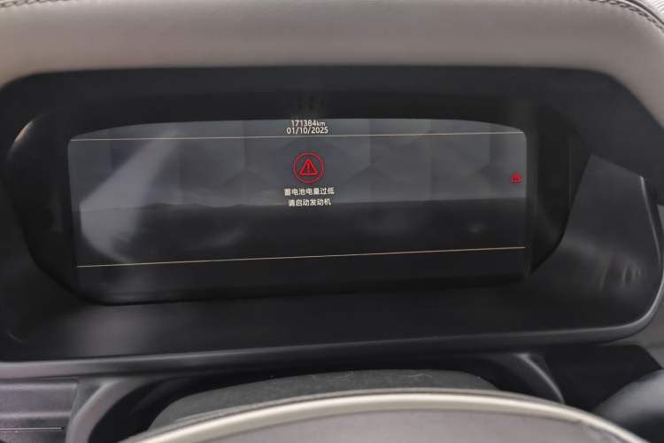 Used Land Rover Defender 2022 110 P400 Dark Edition
