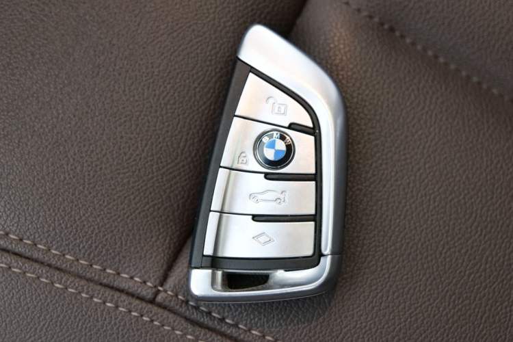 Used BMW 5 Series 2020 525Li Luxury Package