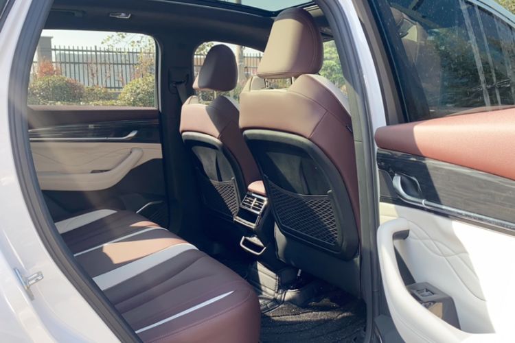 Used Geely Auto Monjaro L 2024 2.0TD High-Power Automatic Two-Wheel Drive Yunqi Version
