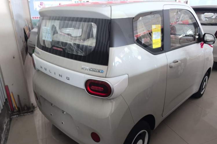 Used Wuling Hongguang MINIEV 2024 3rd Generation 215km Youth Edition