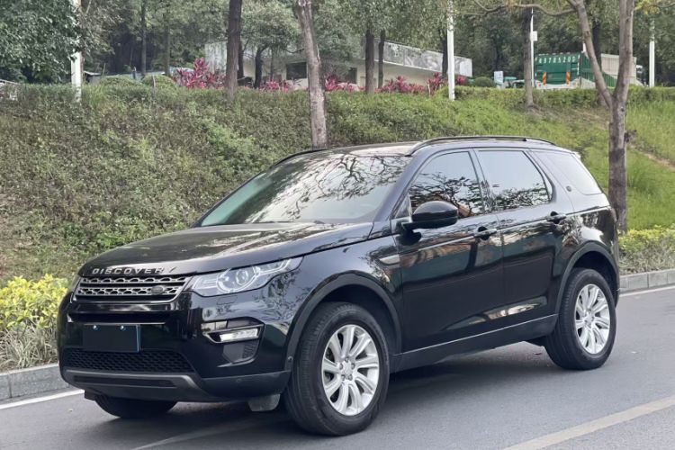 Used Land Rover Discovery Sport 2018 240 PS SE Version Exterior 1