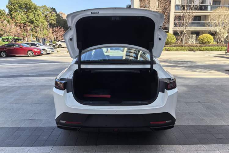 Used CHANGAN OSHAN 520 2025 Standard Edition