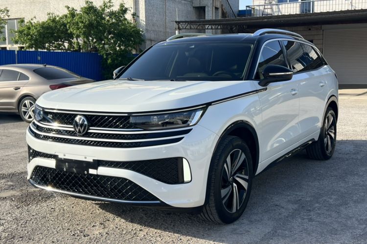 Used Volkswagen Tavendor 2023 380TSI Four-Wheel Drive R-Line Cruise Edition