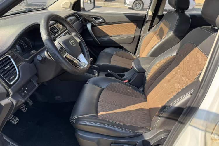 Used Bisu M3 2017 1.5L Luxury Model
