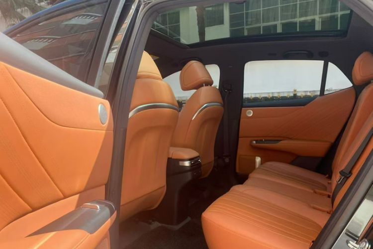 Used CHANGAN NEVO E07 2025 All-Electric 4x4 with 90 kWh Max Intelligent Driving Version Interior 2