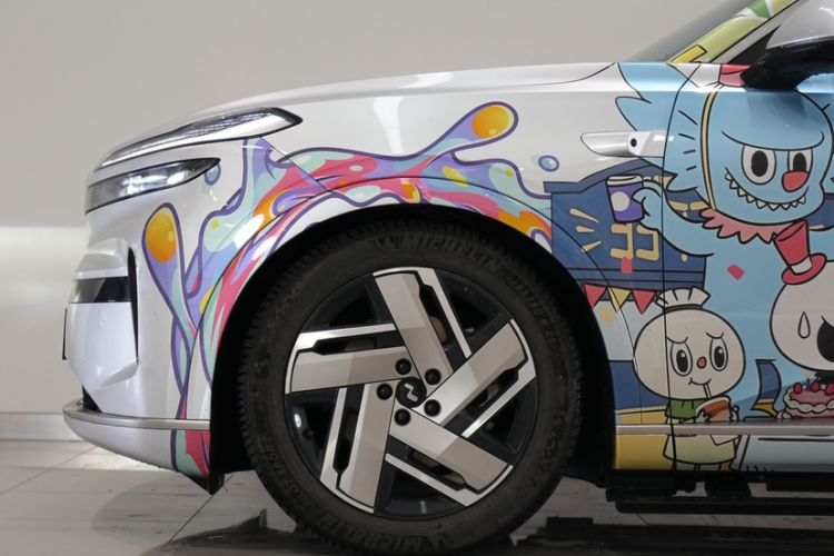 Used ONVO Luxeed L90 2025 Model—Ultra Six-Seater Version Exterior 7