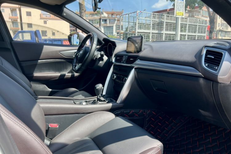 Used Mazda CX-4 2016 2.5L Automatic 4x4 Sky Blue Passion Edition
