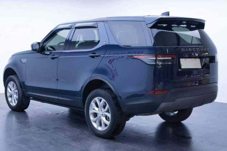 Used Land Rover Discovery 2019 3.0 SC V6 SE
