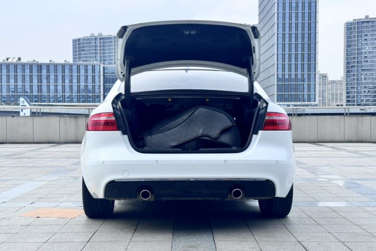 Used Jaguar XEL 2018 2.0T 200 PS Premium Edition
