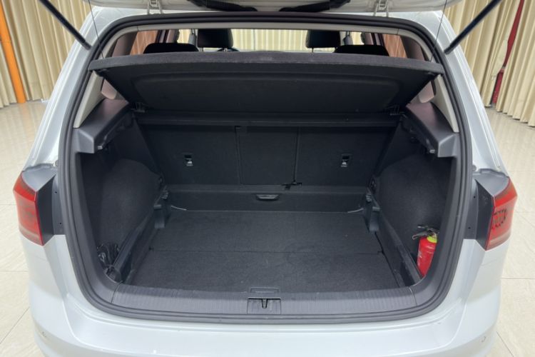 Used Volkswagen Golf Sportsvan 2018 230TSI Automatic Trend Edition
