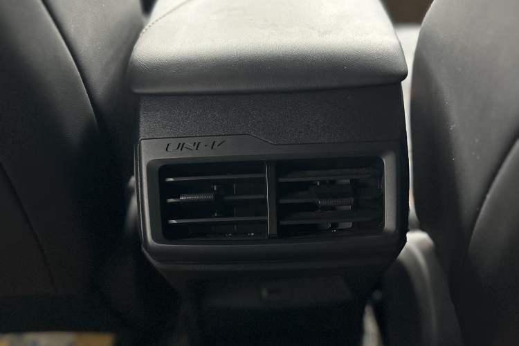 Used CHANGAN UNI-V 2024 1.5T Prestige Edition Exterior 5