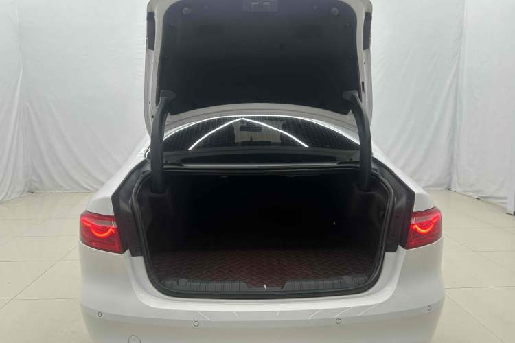 Used Jaguar XFL 2020 XFL 2.0T P200 Two-Wheel-Drive Elite Edition