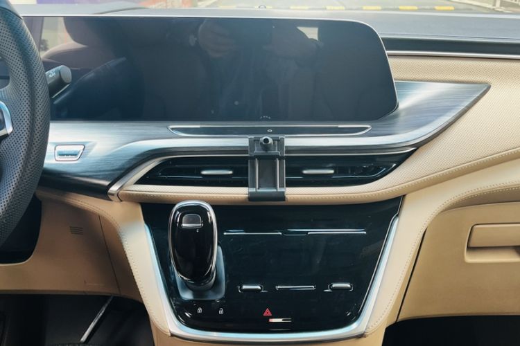 Used Buick GL8 2020 ES Land Cruiser 653T Luxury Edition