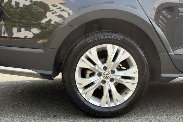 Used Volkswagen C-TREK 2017 1.6L Automatic Comfort Model
