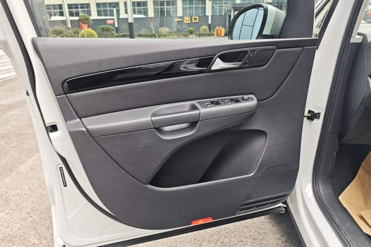 Used Volkswagen Sharan 2016 380TSI Luxury 7-Seater