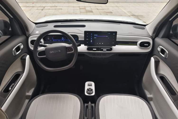 Used Geely Galaxy Panda 2025 210 km – Yuanqi Bear
