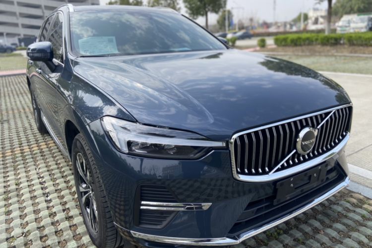 Used Volvo XC60 2024 B5 4x4 Smart Luxury Edition