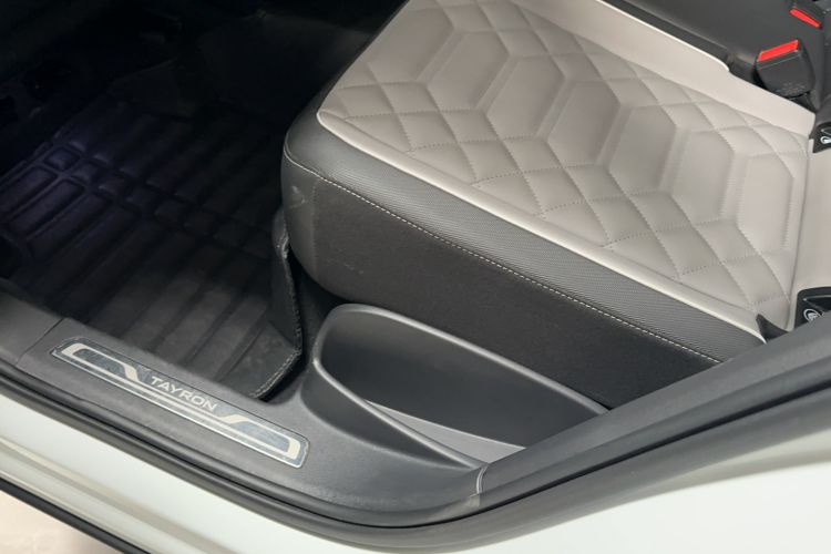 Used Volkswagen Tayron 2023 330TSI Two-Wheel-Drive Luxury Plus Advanced Version
