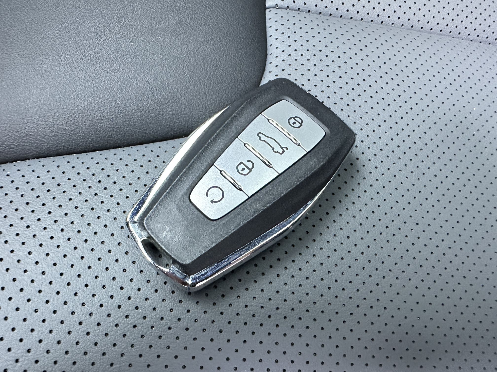 Geely Auto Emgrand X7 Sport 2023 Boyue COOL 1.5TD Smart Connect+ — снимка 13