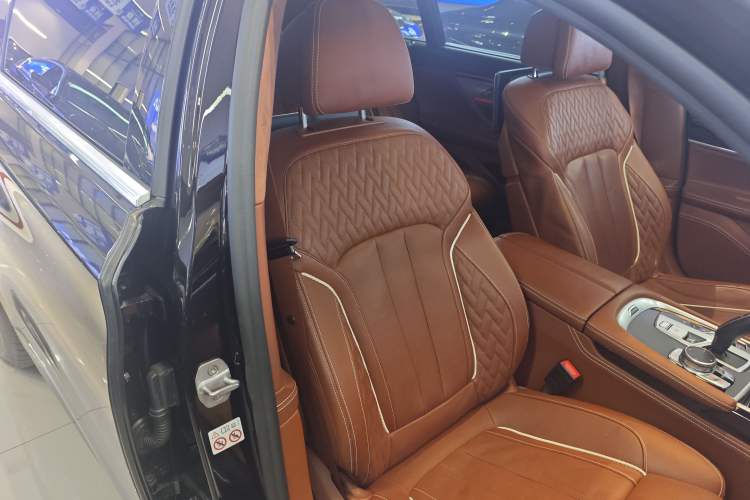 Used BMW 7 Series 2018 740Li xDrive Luxury Edition Excellence Package