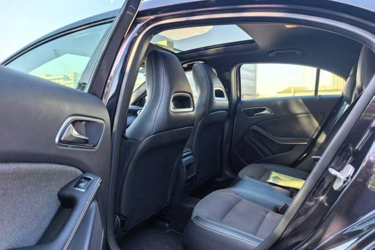 Used Mercedes-Benz A-Class 2013 A 180 Fashion Model