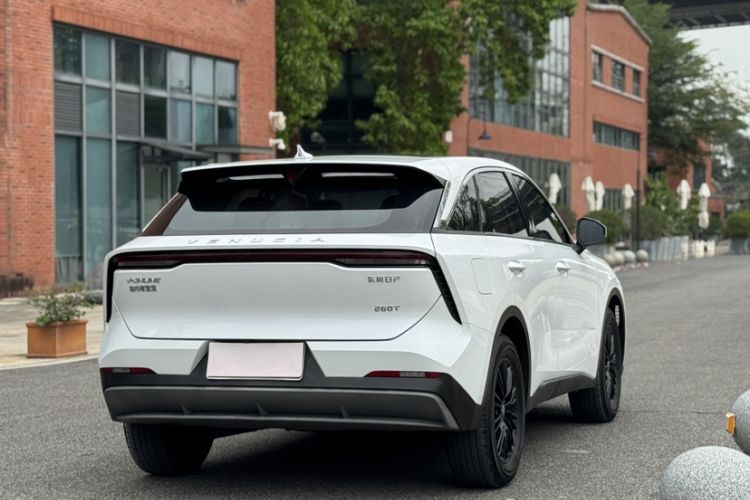 Used Venucia V 2022 260T Custom Edition · Idol Exterior 3