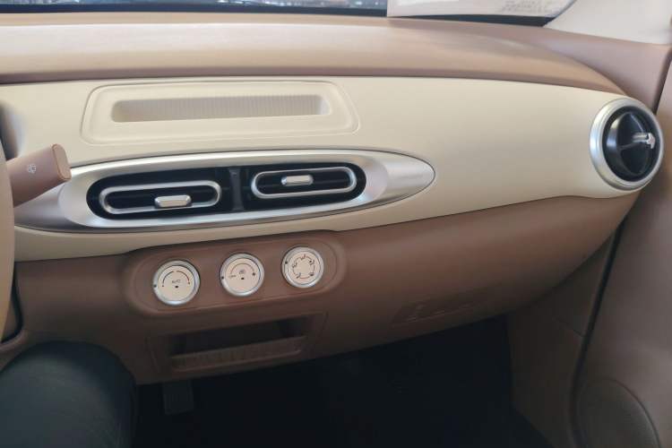 Used Wuling Hongguang MINIEV 2025 Four-Door Version Advanced Edition