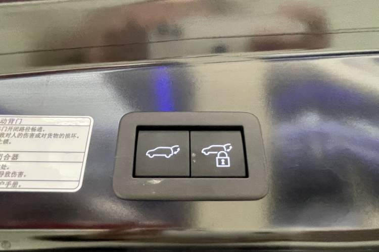 Used Toyota FRONTLANDER 2022 2.0L CVT Luxury PLUS Edition
