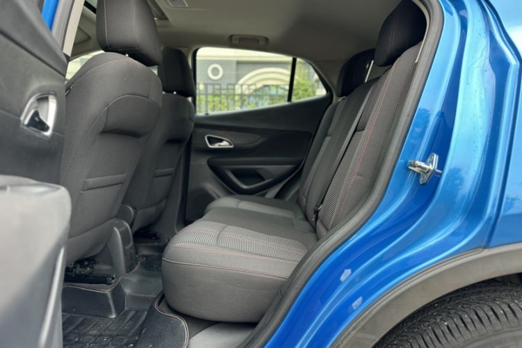 Used Buick Encore 2015 1.4T Automatic Two-Wheel Drive Urban Elite Version