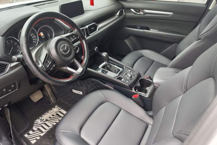 Used Mazda CX-5 2021 2.0L Automatic Two-Wheel Drive Smart Version Interior 2