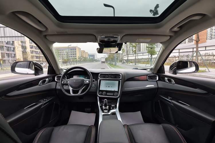 Used Lynk & Co 01 2017 2.0T Four-Wheel Drive Pro Edition Interior 4