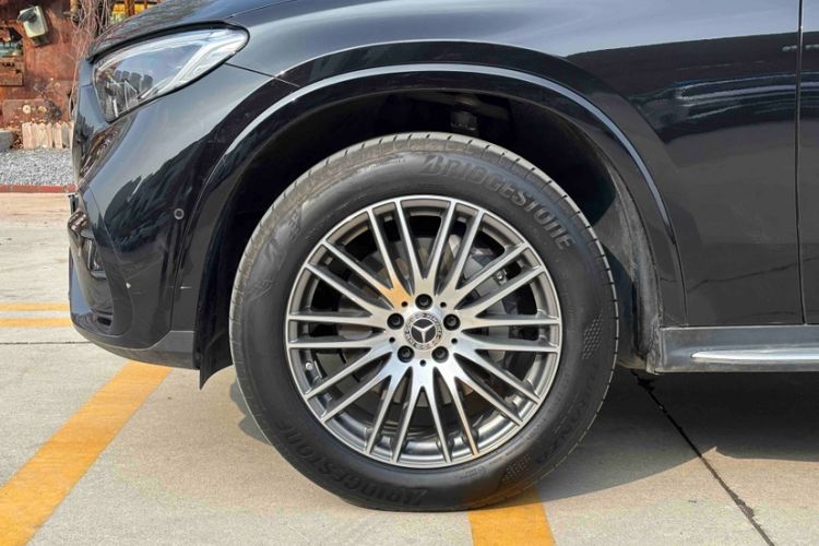 Used Mercedes-Benz GLC 2024 GLC 300 L 4MATIC Dynamic Edition 5-seater