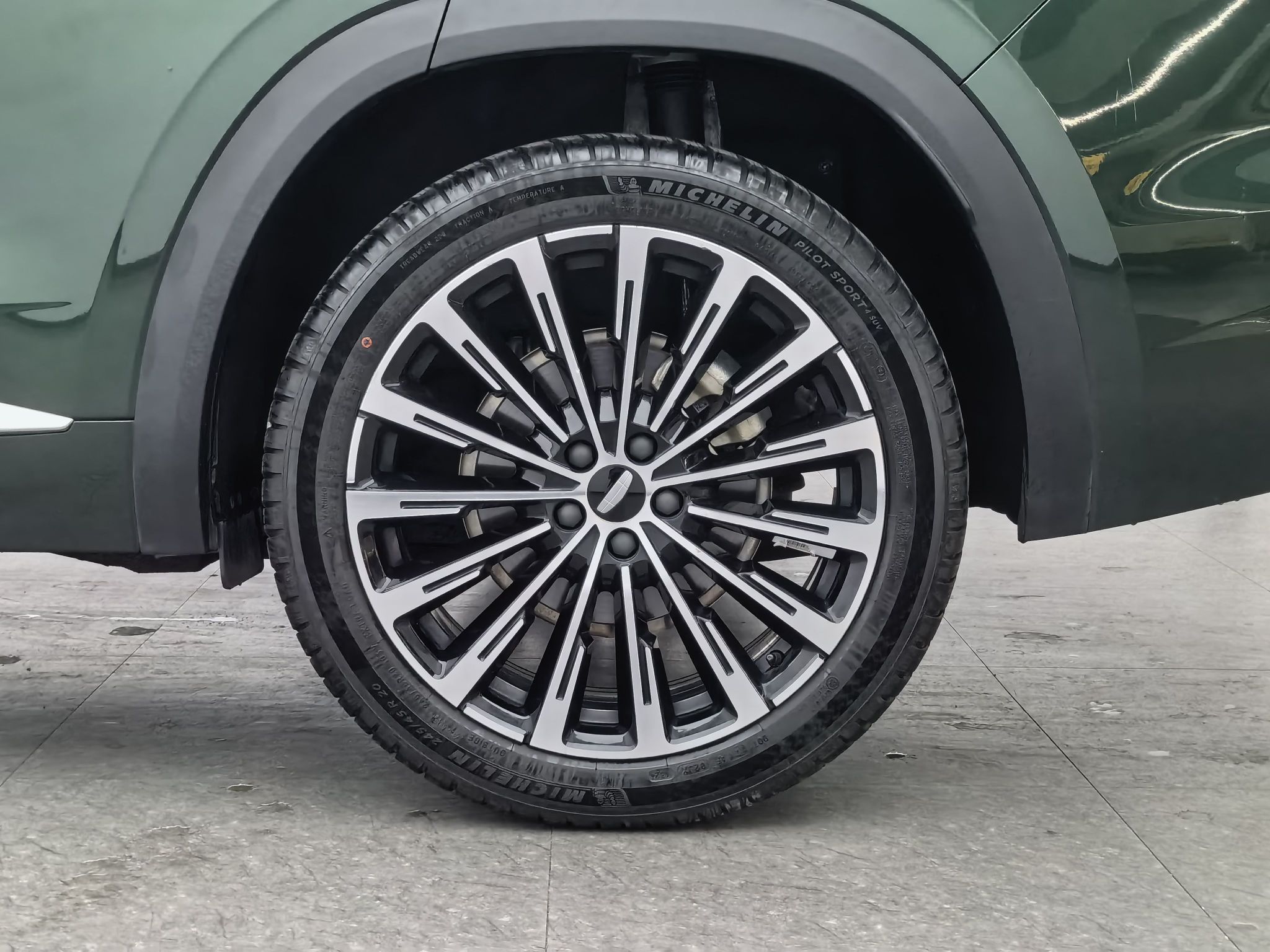 Geely Auto Monjaro L 2025 Dongfang Yao 2.0TD Automatic Lanxing Edition — снимка 20