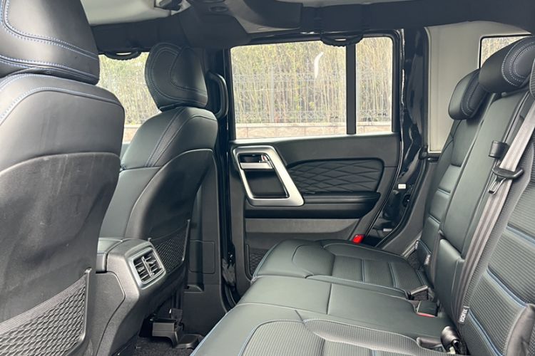 Used BAIC Off-Road BJ40 2020 2.0T Automatic Four-Wheel Drive Urban Hunter Edition Chivalrous Type
