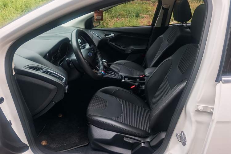 Used Ford Focus 2018 Hatchback Classic EcoBoost 180 Automatic Elite Model